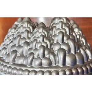 Nordic Ware Cake Bund Pan Pine Forest Holiday Tree Cast Aluminum USA Gift Vtg